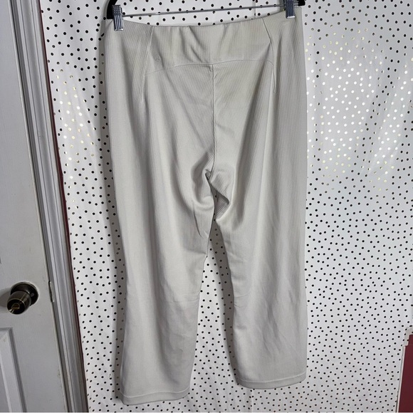 Lululemon Ribbed Softstreme Zip-Leg High-Rise - Picture 8 of 10